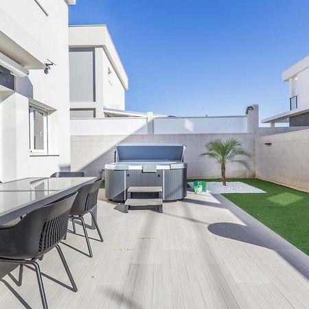 Casa Bos Dolpfin Wellness Luxury Entire Villa Pool & Jacuzzi Gran Alacant Near Beach Puerto Marino Exterior foto